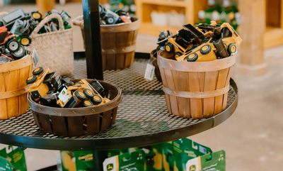 Country Store - Tasty Farm Treats | Center Grove Orchard